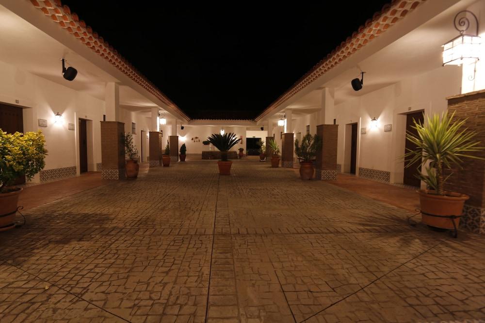 חרז דה לוס קבאלרוס Hotel Rural Arroyo La Plata By Bossh Hotels מראה חיצוני תמונה